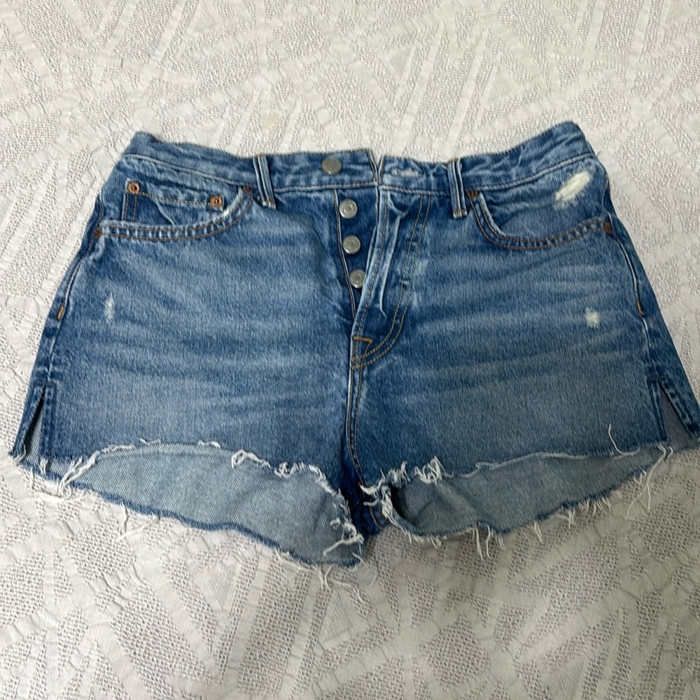 Grlfrnd Cindy Shorts never worn or washed. Retails for $110 on Revolve.
